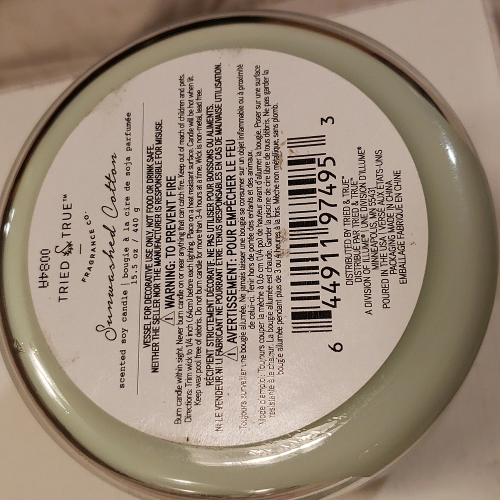 Tried and True Fragrance Co. Sunwashed Cotton Candle - Picture 4 of 4